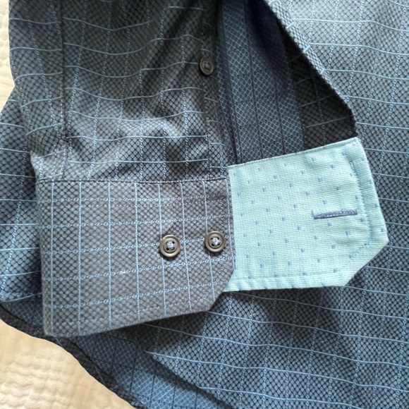 EGARA No Iron Shirt - Picture 5 of 7